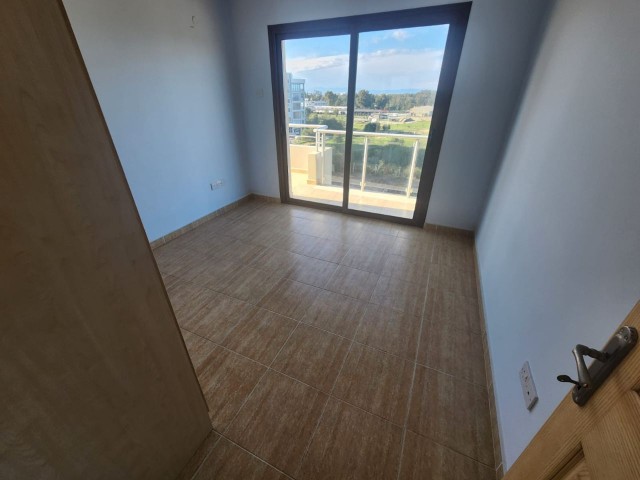 Penthouse zum Verkauf mit Meerblick in der Gegend von Famagusta Karakol, 180.000 £, 275 m2 gleichwertiger Ehemann