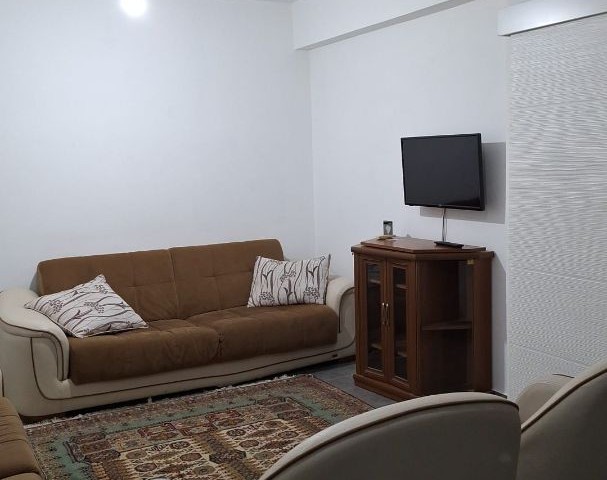 The rent for a 2+1 furnished flat for rent in the Çanakkale region is 450 dollars, 6 rents + 1 deposit + 1 commission, electricity bill, water card, system elevator, 2nd floor of the building, dues to be collected 6 months in advance. from $400 per year