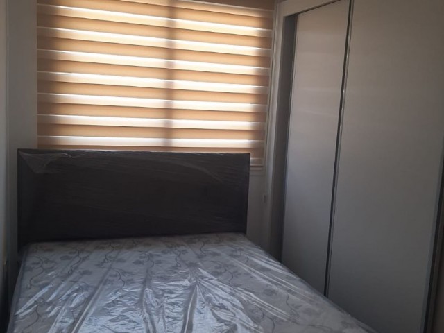 FLAT FOR RENT IN SAKARYA 2+1 350 STERLING FOR 6 RENT, 1 DEPOSIT, 1 COMMISSION AID, 6 MONTHS IN CASH PAYMENT FROM 300 TL. A 4-STOREY BUILDING ON THE 3rd FLOOR.