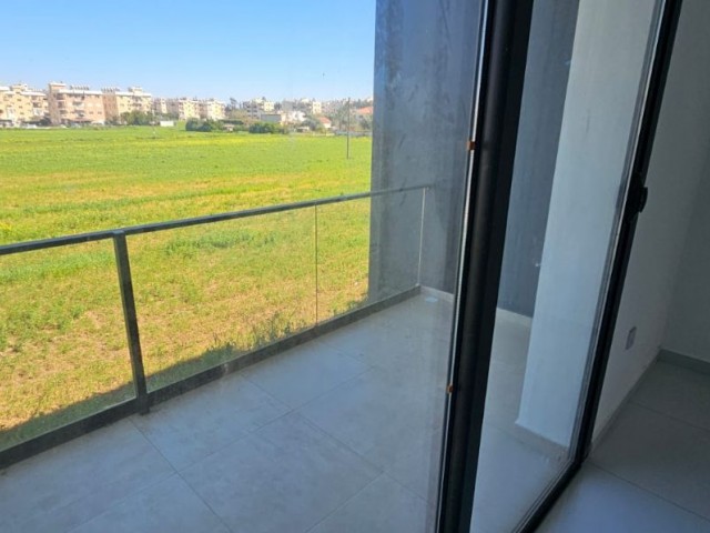 Çanakkale 3+1 flat for sale, equivalent to 122 m2, 2 WC, large balcony, is suitable for family life with high rental income. 05338315976