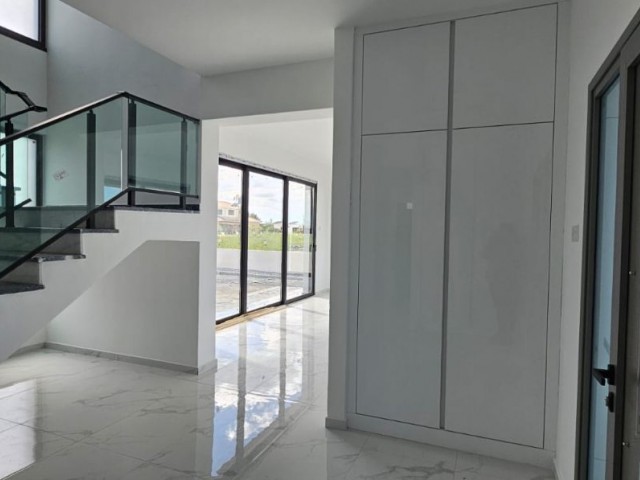 3+1 VILLA FOR SALE IN MUTLUYAKADA NEW PROJECT IMMEDIATE DELIVERY 280 SQUARE METERS LAST 2 PIECES 400.000 STG+VAT PRICE 3 WC 2 BATHROOMS EQUIVALENT KOÇAN YAĞMUR SERGENÇ