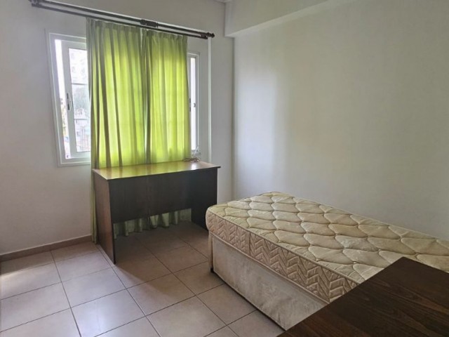 A furnished 3+1 flat for rent in the Karakol area is for rent to families and students. I am the only authorized person. Annual payment. Flat on the 3rd floor is 137 square meters.