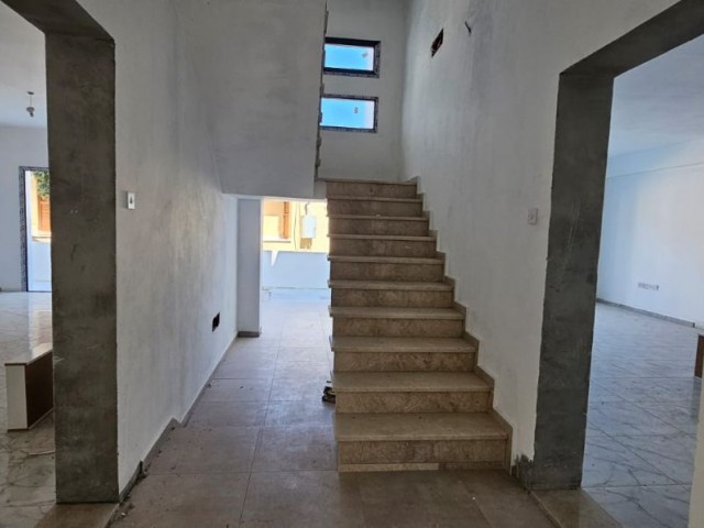 Ground floor 2+1 flat for sale at the entrance of Tuzla, delivered after 1 month, 85 square meters equivalent cob ground floor, 2-storey building, front facade, TV infrastructure and air conditioning infrastructure. 05338315976