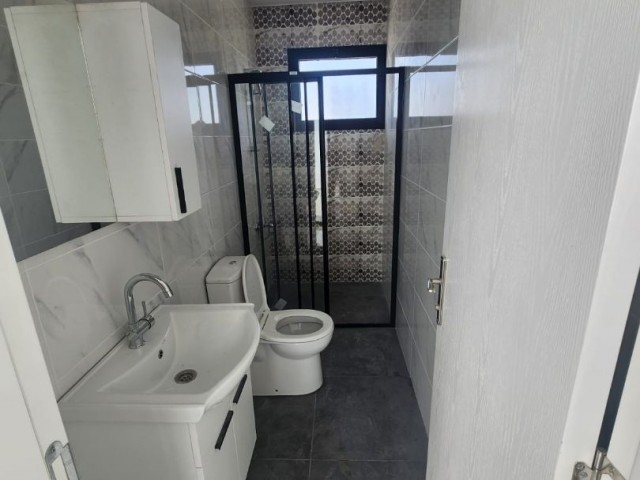 KİRALIK 2+1 PENTHOUSE 100 M2 GENİŞ TERAS 350 £'DAN 6 AY ÖDEMELİ+ DEPOZİT VE KOMİSYON