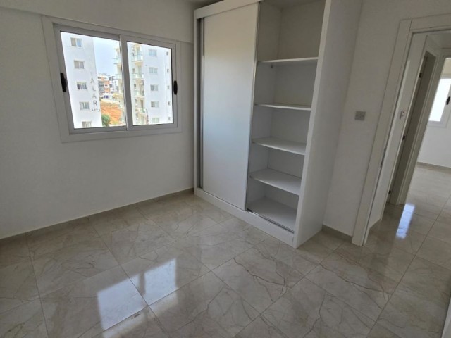 Unfurnished flat for rent on the 3rd floor in Çanakkale region, 75 m², 400 dollars, 6 months payment, 6 rent, 1 deposit, 1 commission. Dues are 6 months in advance. Electricity prepayment with water card 05338315976