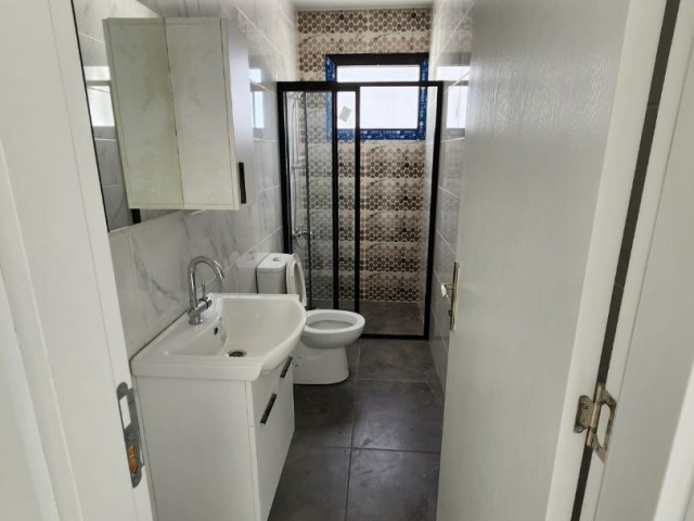 MAGUSA ÇANAKKALE 2+1 FLAT FOR SALE GROUND FLOOR 75 M2 WITH LARGE BALCONY ESDEGER KOCAN READY FOR DELIVERY TRANSFORMER PAID. QUALITY WORKMANSHIP, HIGH RENTAL INCOME, SUITABLE FOR FAMILY LIFE, NO PARKING PROBLEM. 85,000 stgs 05338315976