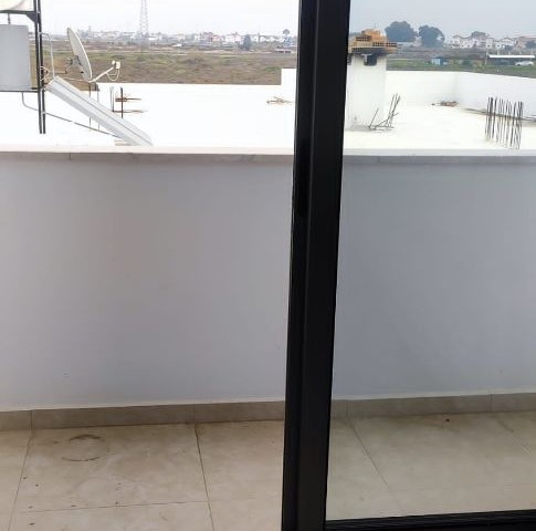 TUZLA Famagusta SINGLE AUTHORITY FLATS WITH BALCONY 1+1 FLAT FOR RENT 3 RENT FROM 350 STG 1 DEPOSIT 1 COMMISSION