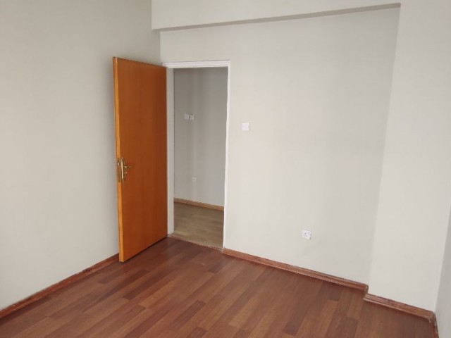 LEFKOŞA ORTAKÖYDE SATILIK DAİRE