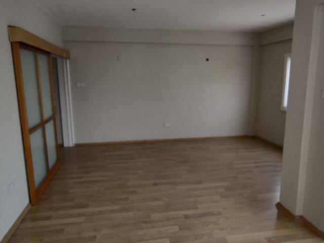 LEFKOŞA ORTAKÖYDE SATILIK DAİRE