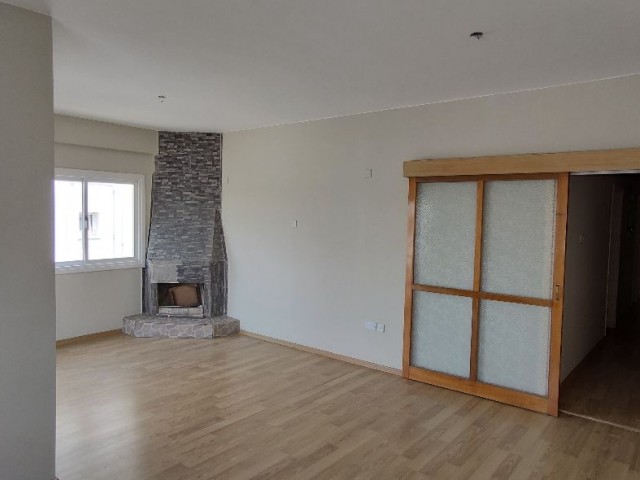 LEFKOŞA ORTAKÖYDE SATILIK DAİRE