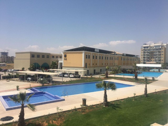 Brand new 1+1 flat in Caesar resort with sea and pool view from ÖZKARAMAN