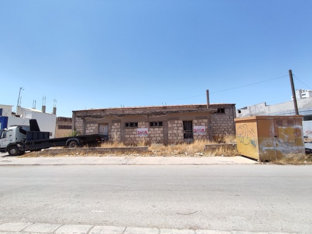 300 m² Building Licensed for Sale in Famagusta Small Industry from Özkaraman (1200 m² Land)