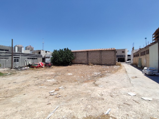 300 m² Building Licensed for Sale in Famagusta Small Industry from Özkaraman (1200 m² Land)