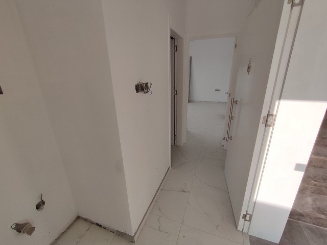 Zu verkaufen in Özkaraman dan Yenibogazici, 3 + 1 Loft-Wohnung mit Terrasse (letzte Wohnung zum Verkauf) ** 