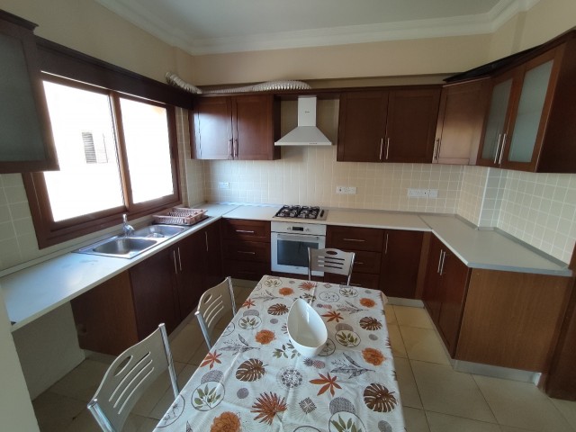 3+1 Flat for Rent in Gulseren, Famagusta from Özkaraman (Contract until the end of August)