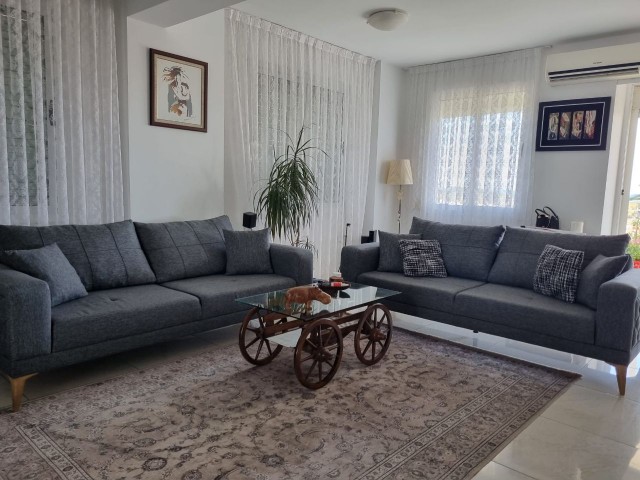 3+1 Penthouse zur Miete in Yenibogazici Region von Ozkaraman