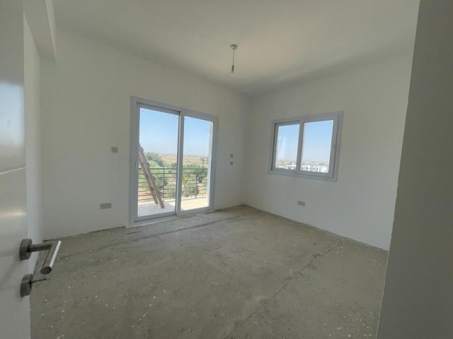 4+1 Doppelvilla zum Verkauf in Mutlayaka, Famagusta von Özkaraman