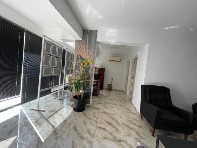 Office for Rent in Famagusta Gülseren Region from Özkaraman