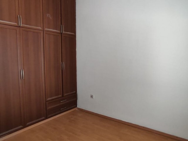 2+1 spacious flat for sale with Turkish title in Özkaramandan karakol area