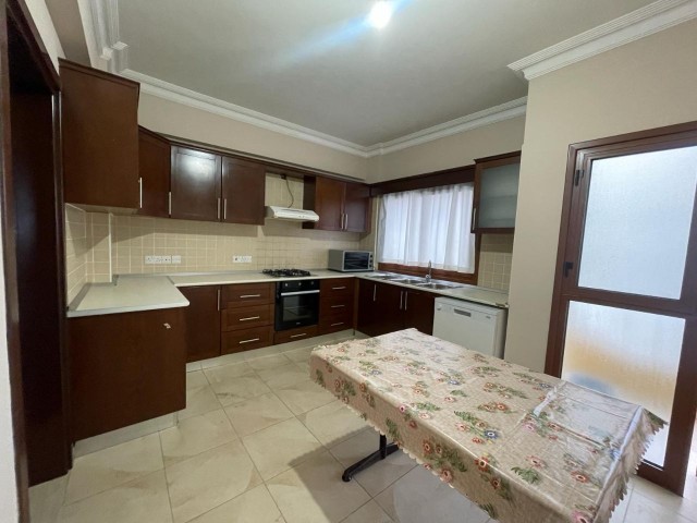 3+1 Flat for Rent in Famagusta Gülseren Area from Özkaraman