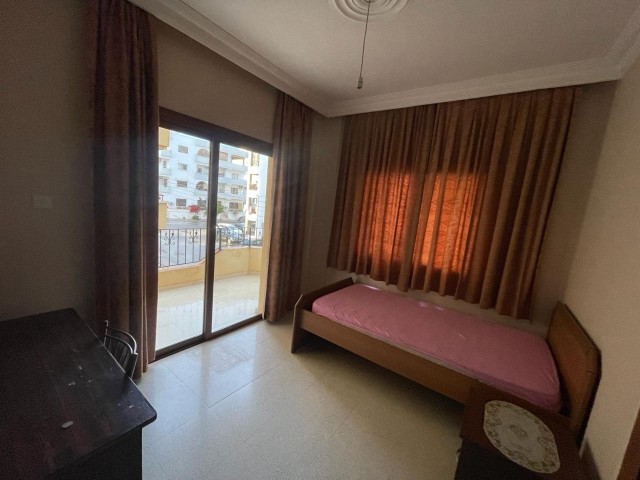 3+1 Flat for Rent in Famagusta Gülseren Area from Özkaraman