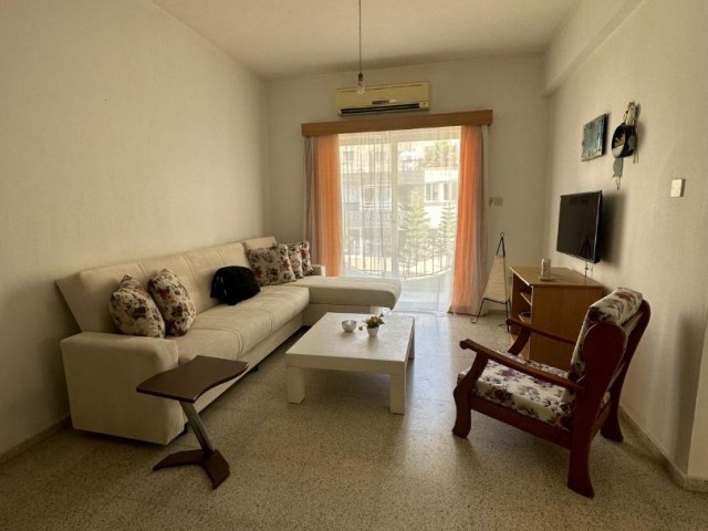 BEHIND PEACE FORCE, EMU WALKING DISTANCE 2+1 FLAT FOR RENT