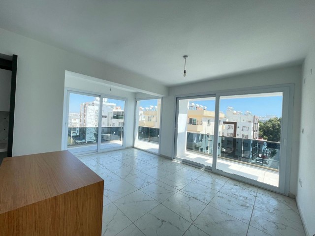 GAZİMAGUSA KARAKOL SATILIK 3+1 PENTHOUSE