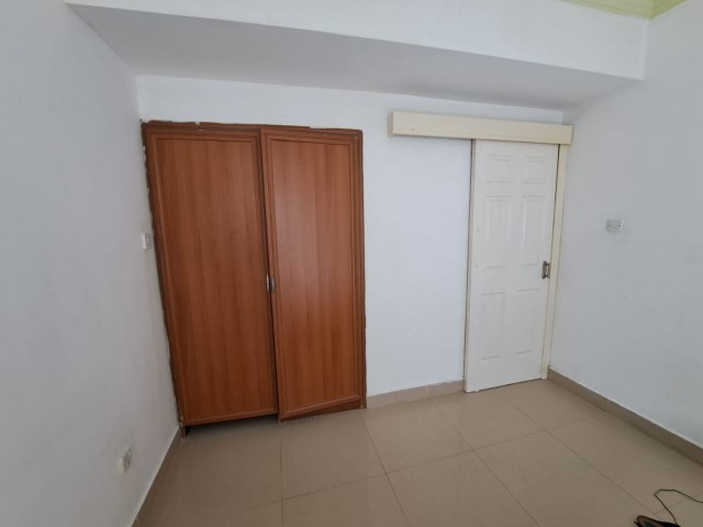 3+1 FLAT FOR SALE CLOSE TO EMU CIRCLE