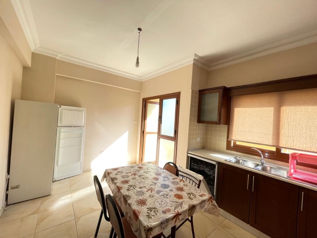 3+1 Flat for Rent in Famagusta Gülseren Area from Özkaraman