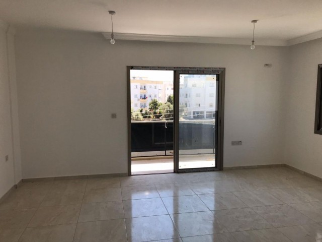 Flat For Sale in Aşağı Girne, Kyrenia