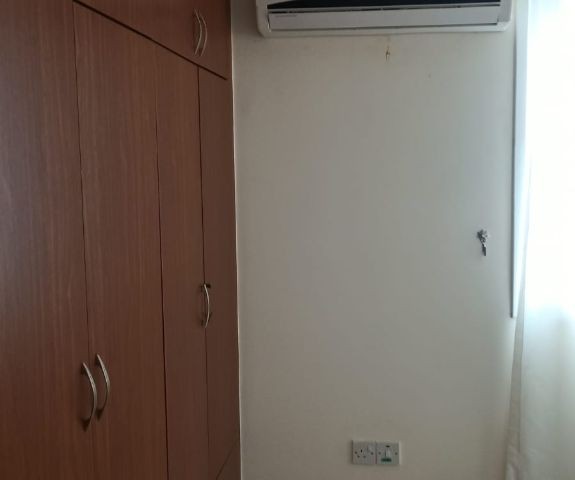 MAĞUSA ÇANAKKALE BÖLGESİNDE FULL EŞYALI KİRALIK ZEMİNKAT 3+1 DAİRE