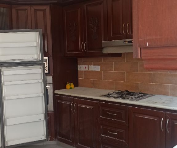 Flat To Rent in Yeni Boğaziçi, Famagusta