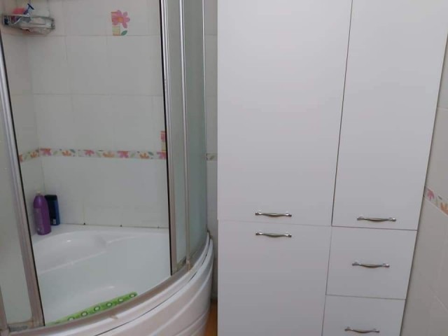 MAĞUSA ÇANAKKALE BÖLGESİNDE FULL EŞYALI ZEMİNKAT 3+1 DAİRE 