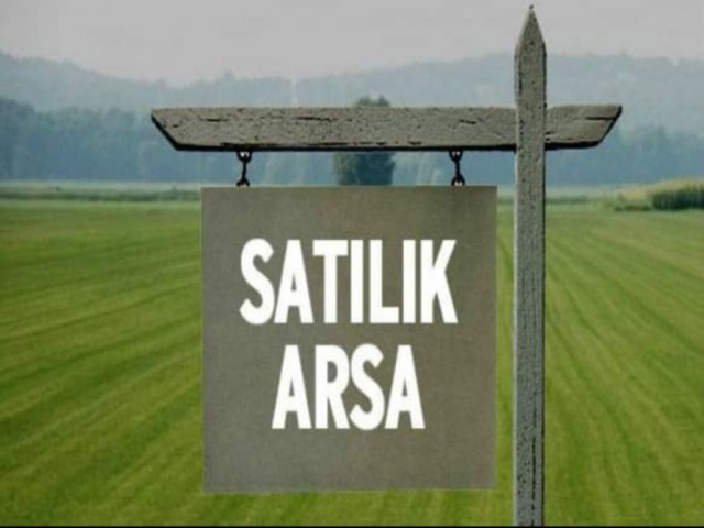 MORMENEKŞE KÖYÜNDE 2 DÖNÜM 1 EVLEK 1800a2 İÇİNDE SU KUYUSU OLAN ARSA NİTELİKLİ ARAZİ