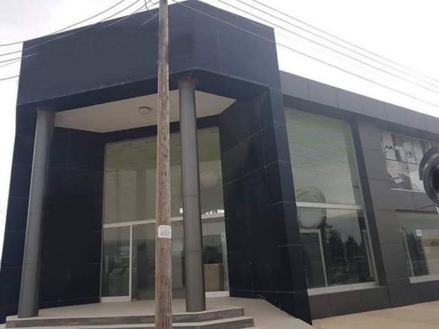 FAMAGUSTA REGION 600m2 WIDE SHOWROOM ON THE STREET BUSINESS PLACE ** 