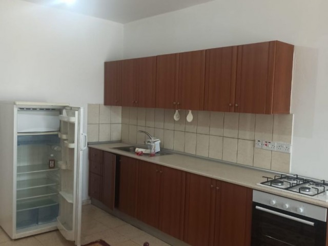 MAĞUSA TUZLA BÖLGESİ KİRALIK 2+1 DAİRE