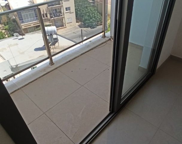 MAĞUSA MERKEZDE SATILIK 1+1 PENTHOUSE DAİRE 