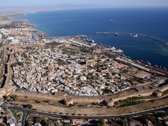 Eben Kaufen in Mağusa Merkez, Famagusta