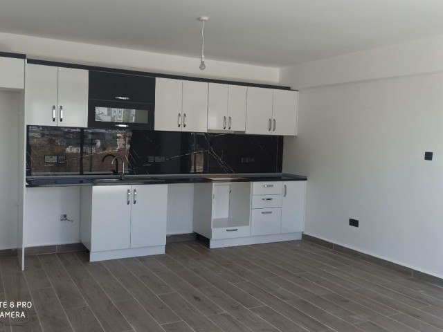 Flat To Rent in Çanakkale, Famagusta