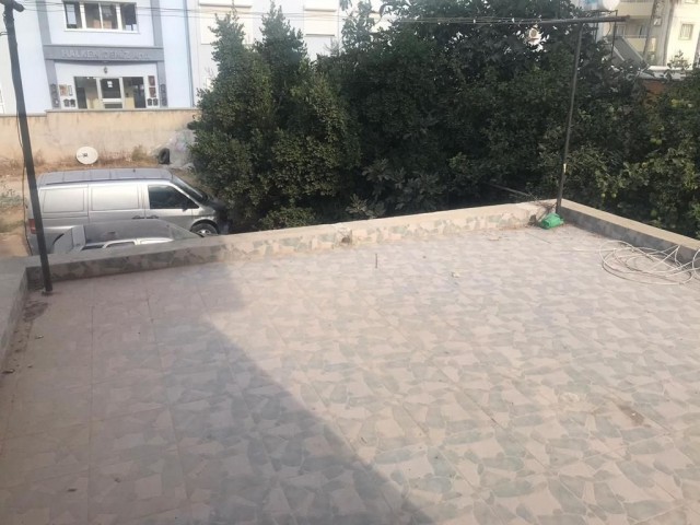 MAĞUSA KARAKOL BÖLGESİNDE TÜRK KOCANLI 3+1GENİŞ DAİRE 