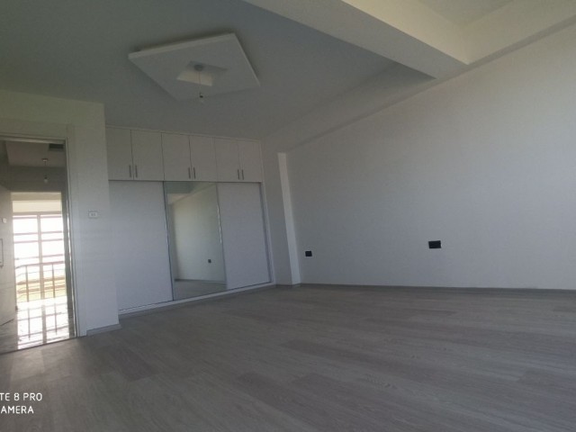 1+1 UND 2 + 1 APARTMENTS MIT AUSGEZEICHNETEM MEERBLICK ** 