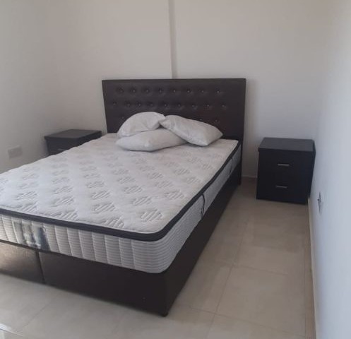 MAĞUSA ŞEHİR MERKEZİNDE  EŞYALI 2+1 DAİRE 