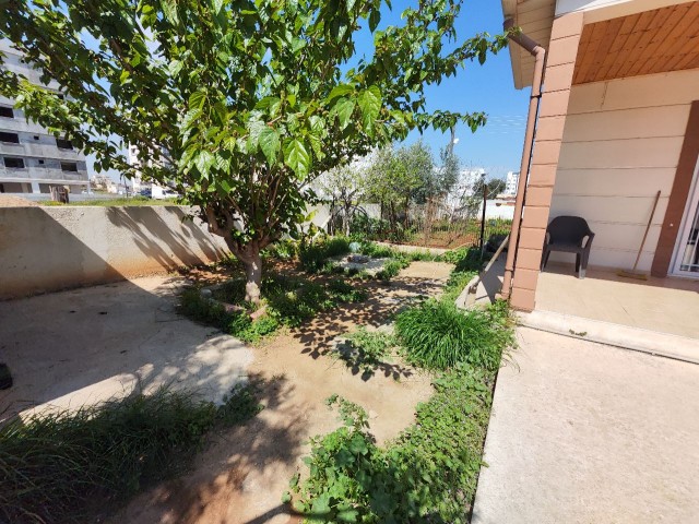 DETACHED HOUSE WITH GARDEN IN CAFUSA ÇANAKKALE REGION 