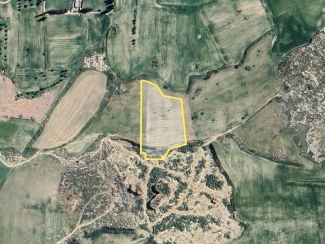 9.5 acres of land in ALANICI VILLAGE NEAR THE SETTLEMENT