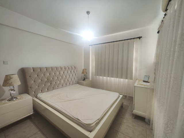 MAĞUSA  MERKEZDE FULL EŞYALI SATILIK 3+1 DAİRE 