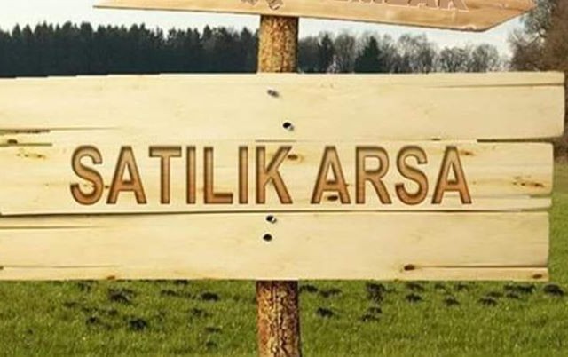 5.5 DECLARES OF LAND FACING THE MAIN ROAD IN AKOVA VILLAGE BETWEEN İSKELE GÇİTKALE