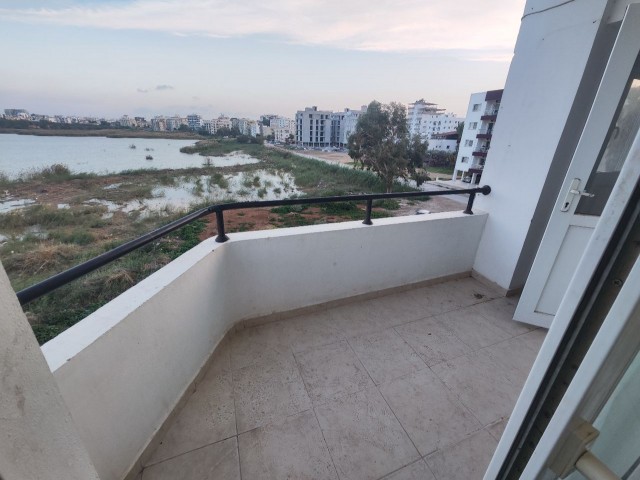 2+1 FLAT FOR URGENT SALE IN FAMAGUSTA GÜLSEREND WITH LAKE VIEW