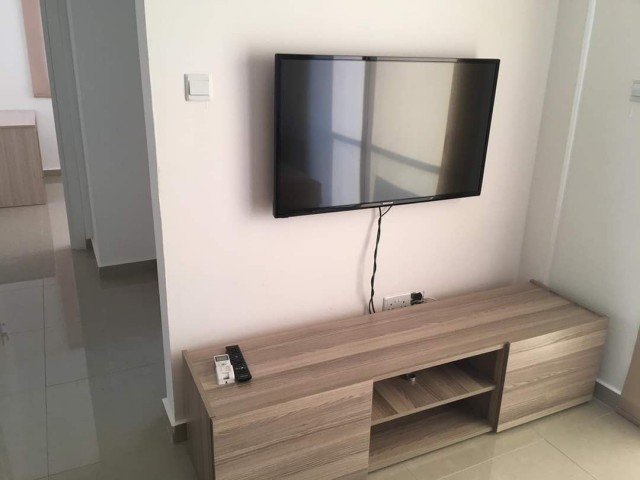 MAĞUSA MERKEZDE  EŞYALI KIRALIK 2+1 DAİRE