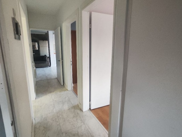 3+1 FLAT FOR RENT IN FAMAGUSTA GÜLSEREN REGION WALKING DISTANCE TO EMU