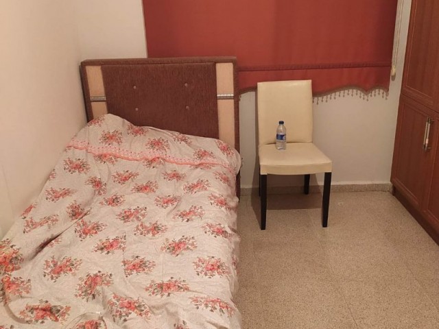 2+1 WOHNUNG ZU VERMIETEN IN DER REGION FAMAGUSTA, KALILAND, fußläufig zur WWU